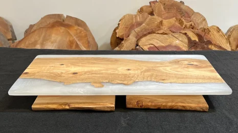 White Eucalyptus Lap Tray With Folding Legs