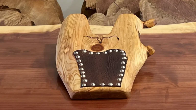 Rustic Pine Boot Pull