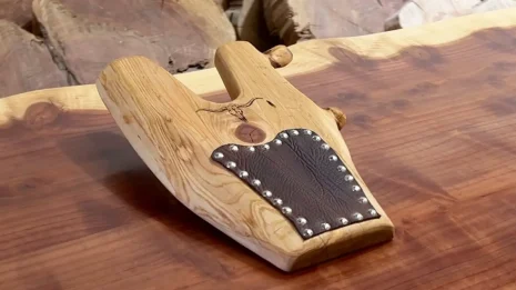 Rustic Pine Boot Pull