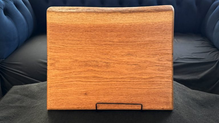 Cutting Board Red Oak Live Edge
