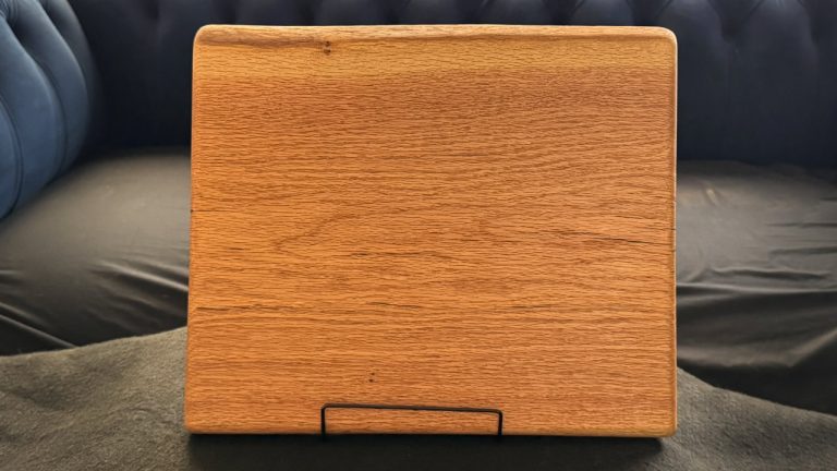 Cutting Board Red Oak Live Edge