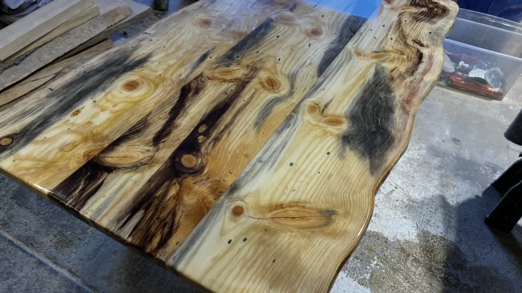 Pine Dining Table Construction