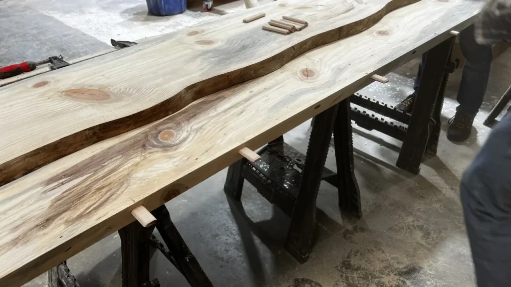 Pine Dining Table Construction
