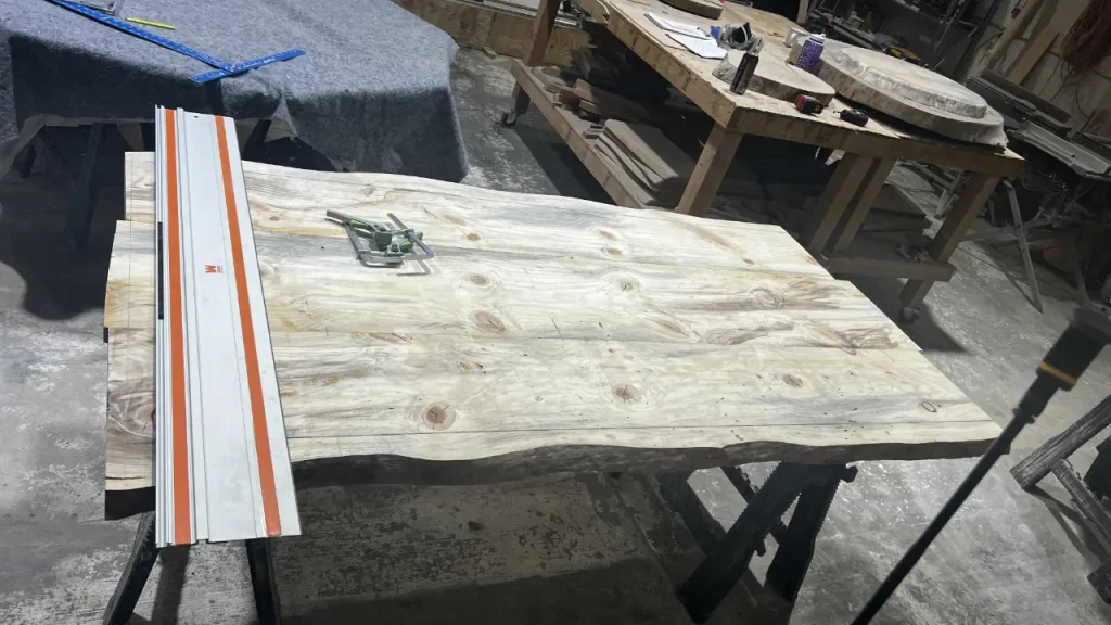 Pine Dining Table Construction